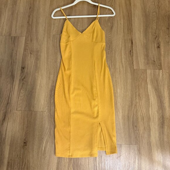 Mustard Yellow Form-Fitting Dress from Forever 21 (Size M) - Picture 7 of 9